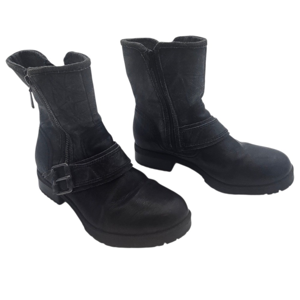 Clarks Collection Black Leather Moto Boot 6.5 Buckle Zip Dark Academia Biker